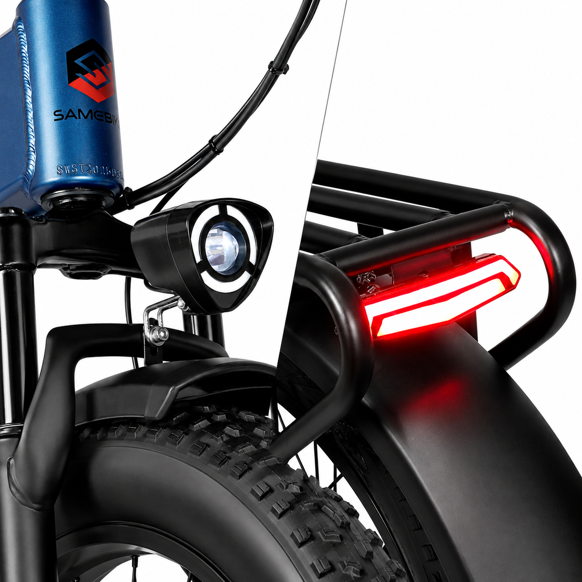 Thor Dash RS Mini with front and rear lights